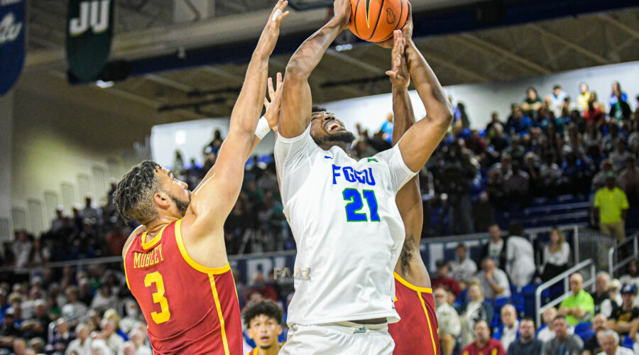 USC Outlasts FGCU in ‘Dunk City’ Reunion Game