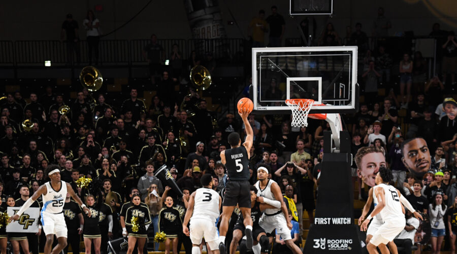 Cincinnati Breaks UCF’s Heart In Final Seconds 73-71