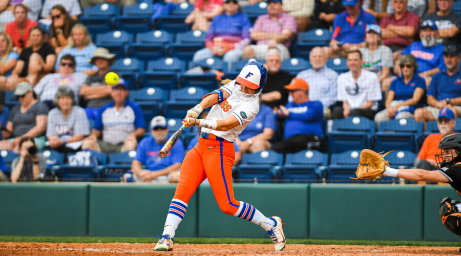 No. 8 Florida Softball Defeats Mercer to Open Bubly Invitational